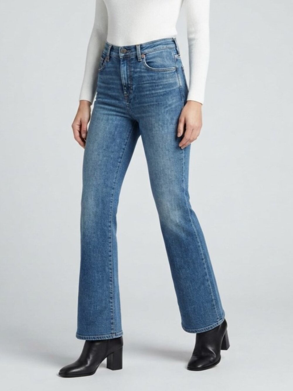 Etica High Rise Flare Jeans 27 Medium Wash NWT